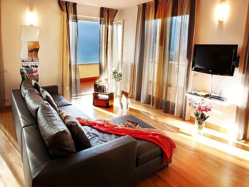 Tremezzo Residence-11 Apartments To Choose From In An Exclusive Residence By Italian Apartments