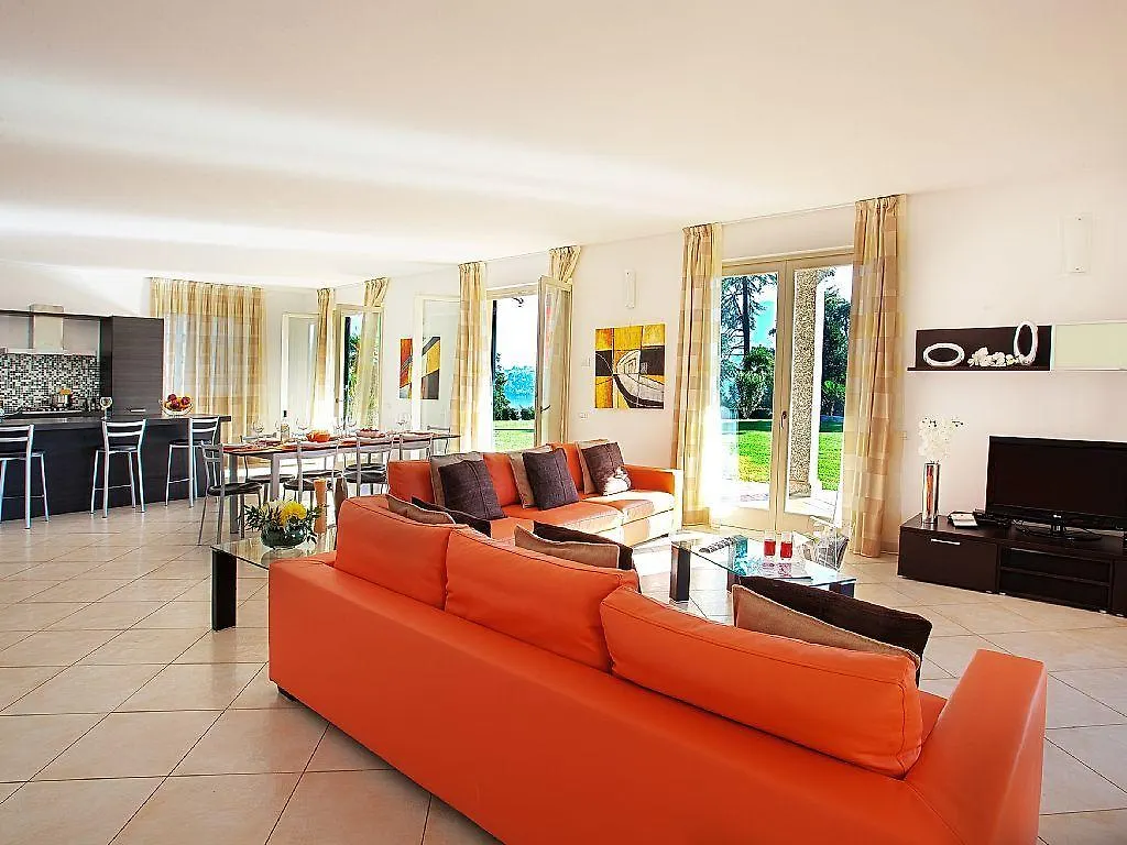 Tremezzo Residence-11 Apartments To Choose From In An Exclusive Residence By Italian Apartments