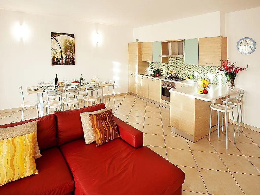 Tremezzo Residence-11 Apartments To Choose From In An Exclusive Residence By Italian Apartments Italien